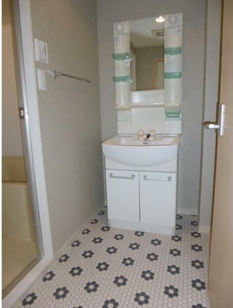 洗面設備　洗面所です