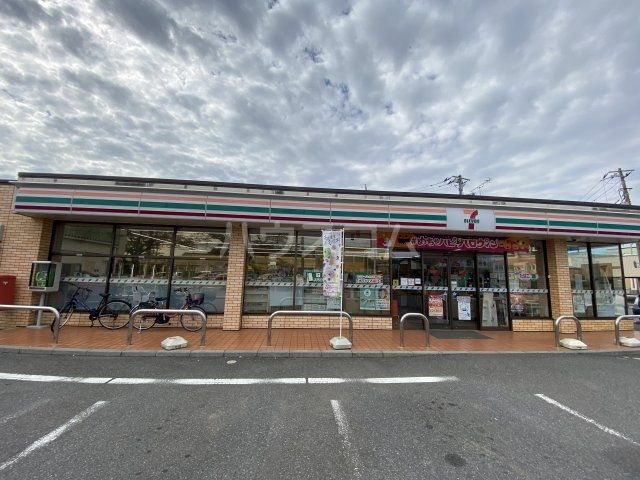 コンビニ　セブン－イレブン 南流山４丁目店（コンビニ）まで169m