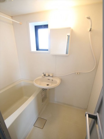 バス・シャワールーム　お風呂です♪