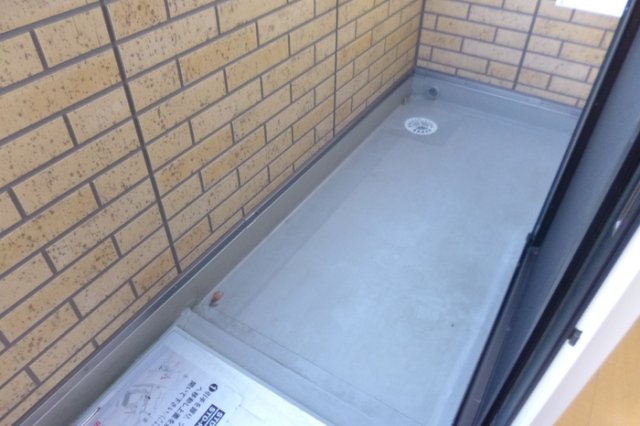 バルコニー　お洗濯にも便利なバルコニー付き