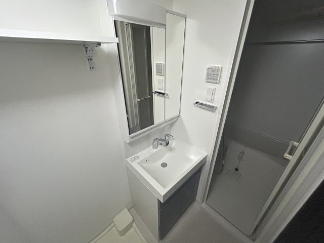 洗面設備　使いやすい洗面所です