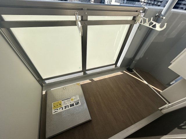バルコニー　陽当たり良好なバルコニーです