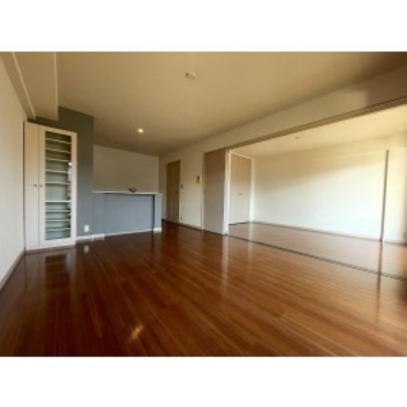 居室・リビング　広々としたリビングです。