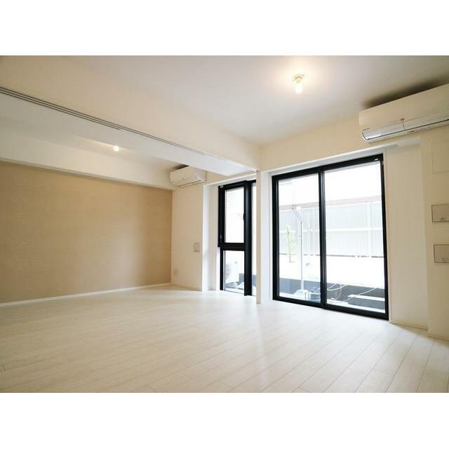 バルコニー　※同仕様写真含む