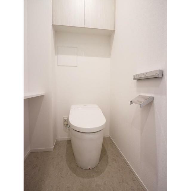 トイレ　※同仕様写真含む