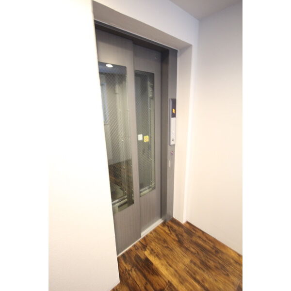 その他設備　共用部のエレベータです♪