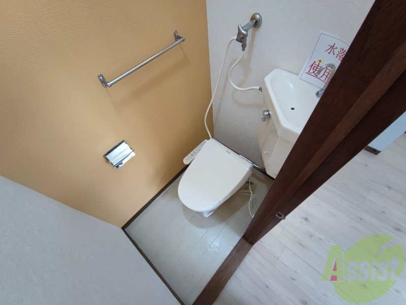 トイレ　トイレです。ウォシュレット付を探している方、おすすめです。
