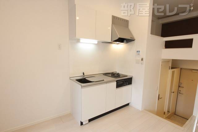 キッチン　モデルルーム写真参照