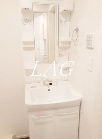 洗面設備　独立洗面台です。