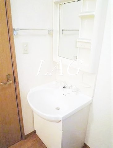 洗面設備　独立洗面台です。