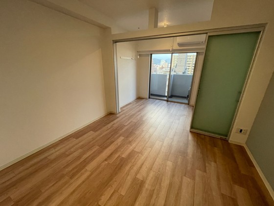 居室・リビング　※別部屋の写真です