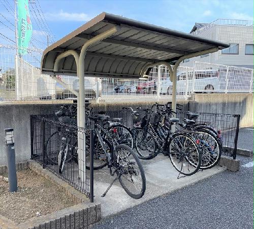 その他共有部分　屋根付き駐輪場