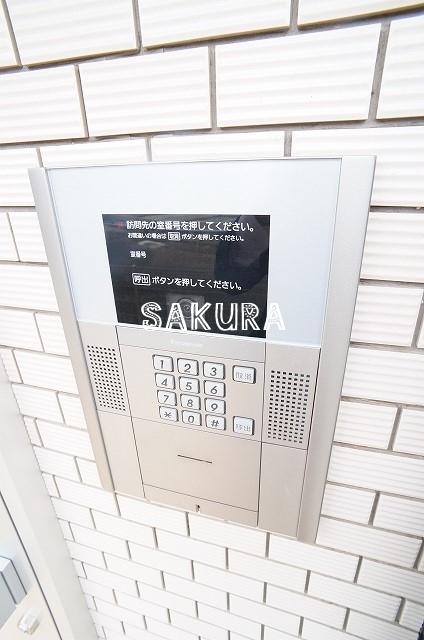 セキュリティ　女性の方でも安心のモニター付きオートロック♪