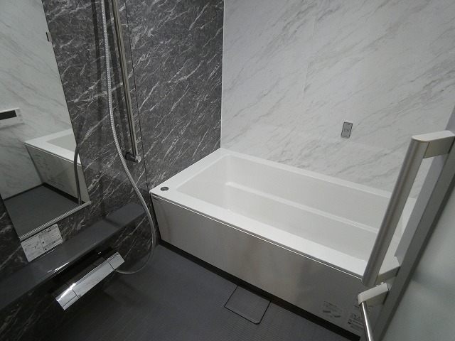 バス・シャワールーム　バス※別部屋参考写真