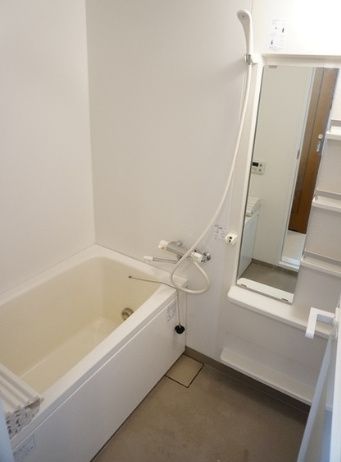 バス・シャワールーム　☆ゆっくりくつろげるお風呂☆