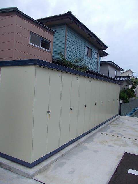 エントランス　物置