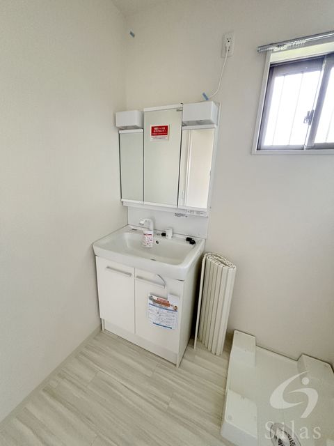 洗面設備　同仕様