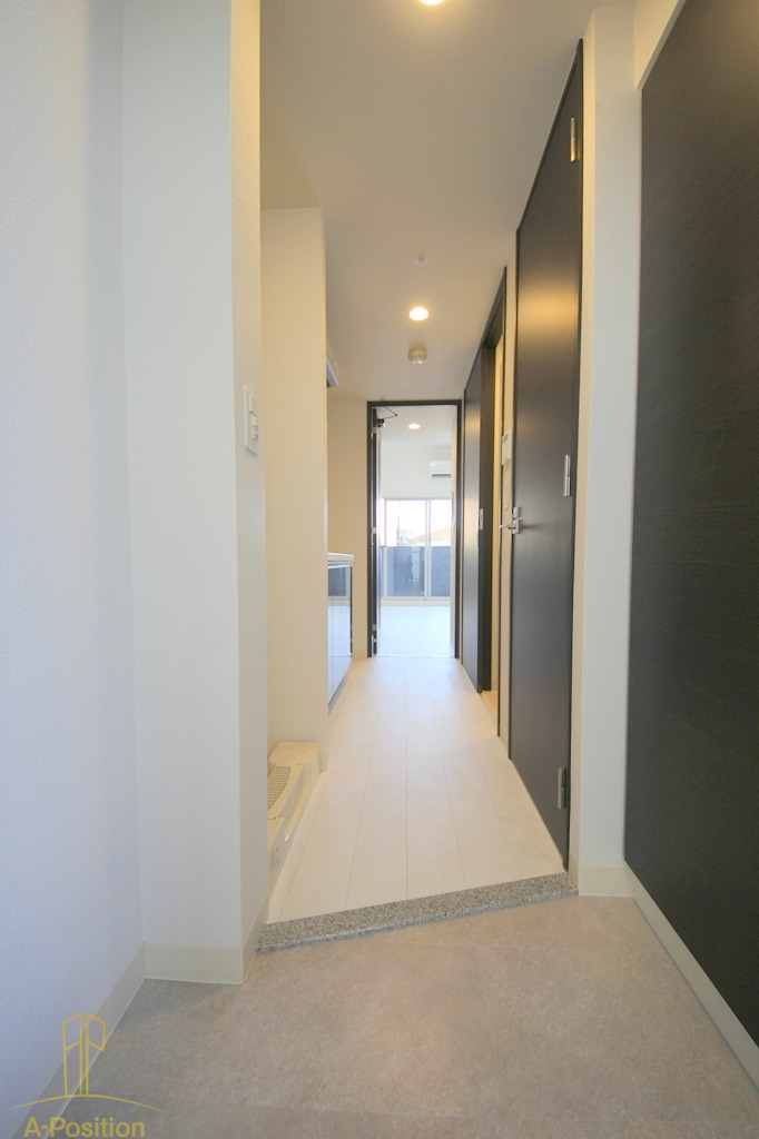 玄関　エステムコート大阪WESTII