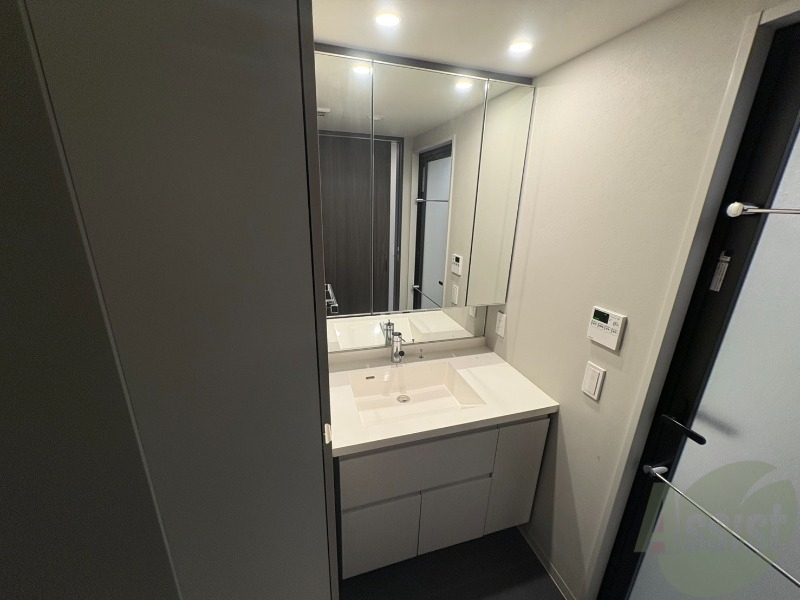 洗面設備　シャンプードレッサーで身支度もラクラクです！