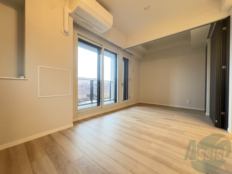 居室・リビング　広々としたリビングですね。使い勝手がよさそうですね！