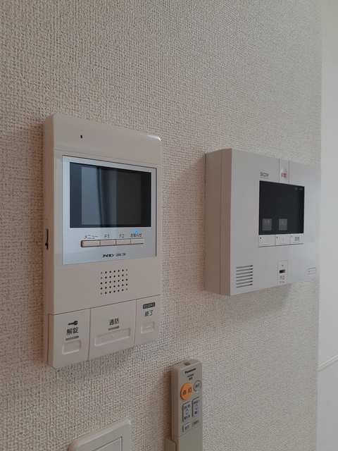 セキュリティ　モニター付きインターホン☆