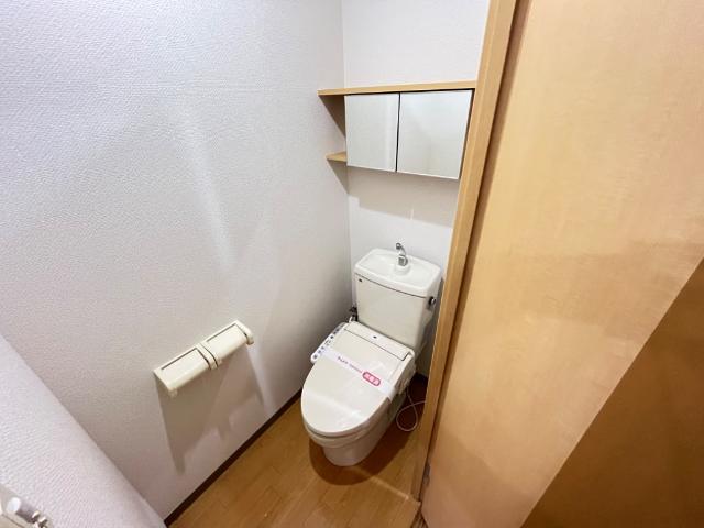 トイレ　シャワー付トイレ
