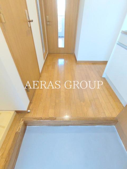 玄関　※同仕様タイプ