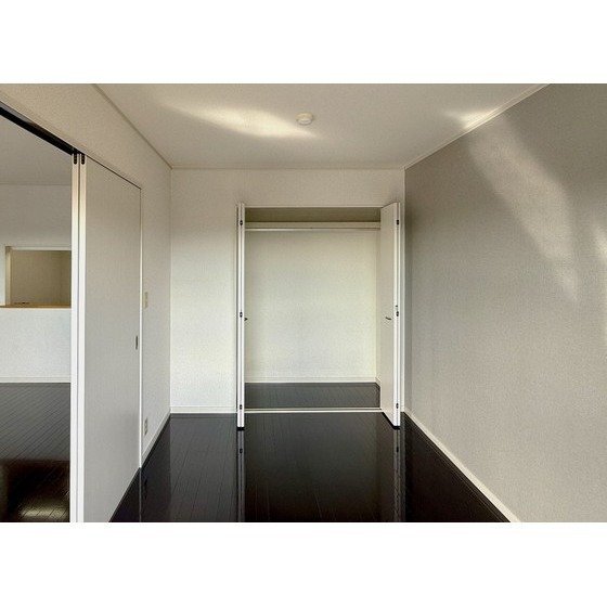 収納　同棟別部屋写真