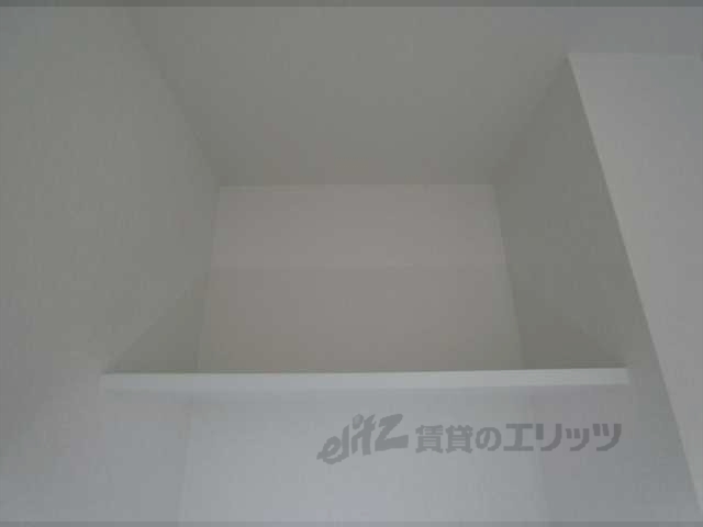 収納　トイレ上収納