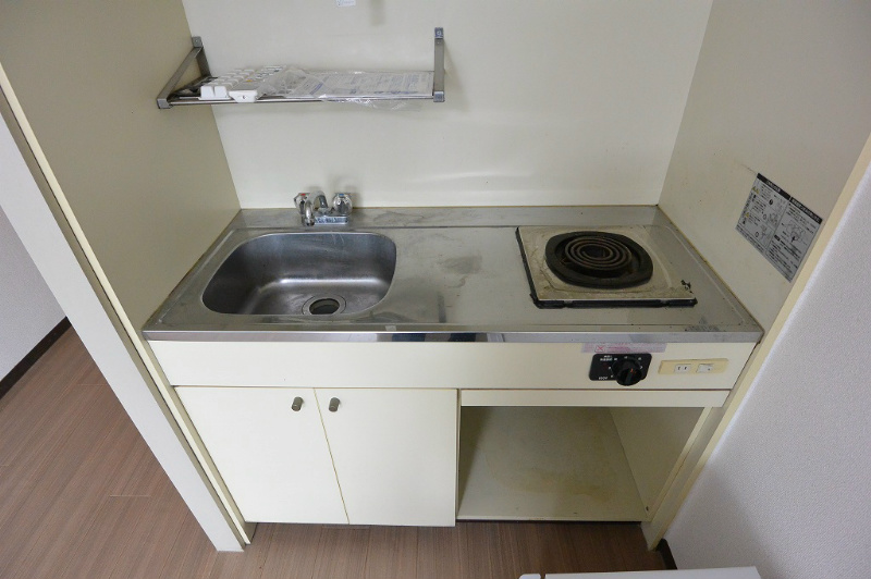 キッチン　電気コンロ