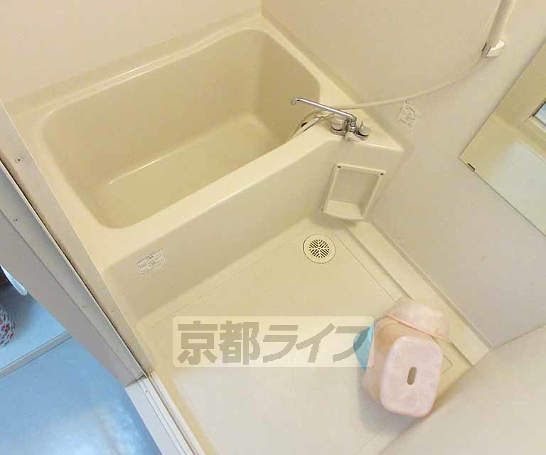 バス・シャワールーム　ゆったりとしたバスルームです！