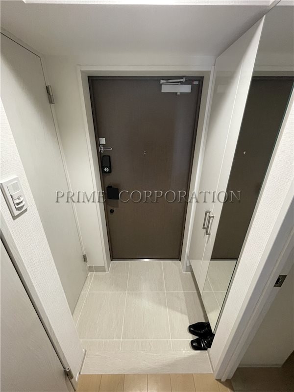 玄関　※参考写真※