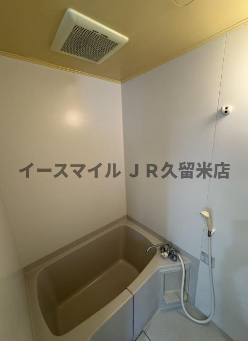 バス・シャワールーム　お風呂で日々の疲れを落としましょう