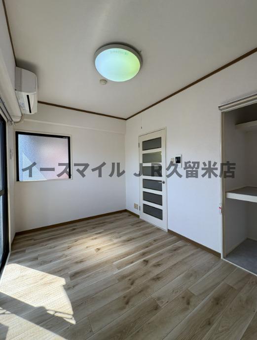 居室・リビング　居間です