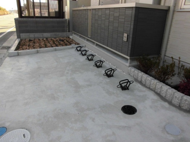 駐車場　駐輪場