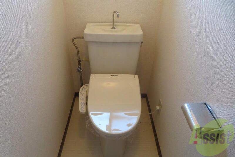 トイレ　トイレも使い勝手がよさそうな感じできれいです。