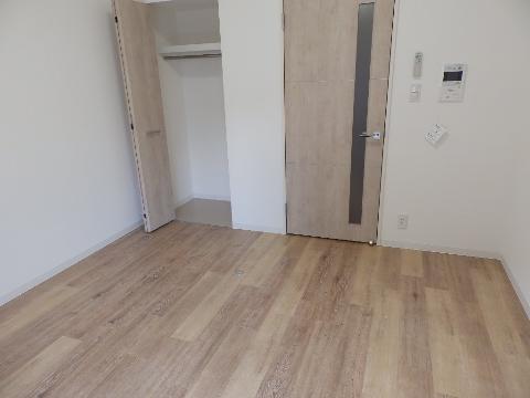 居室・リビング　室内