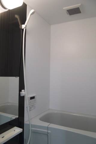 バス・シャワールーム　同型イメージ