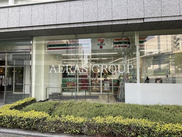 コンビニ　セブン-イレブン 兜町東証前店（コンビニ）まで134m