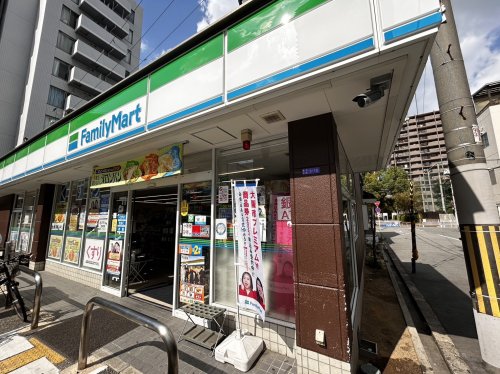コンビニ　ファミリーマート 鷺洲五丁目店（コンビニ）まで144m