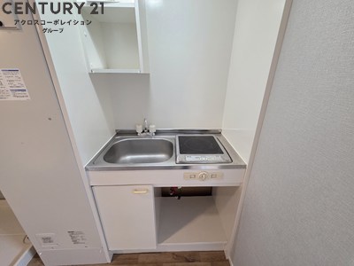 キッチン　壁付けキッチンでスペースを最大限有効活用できます！