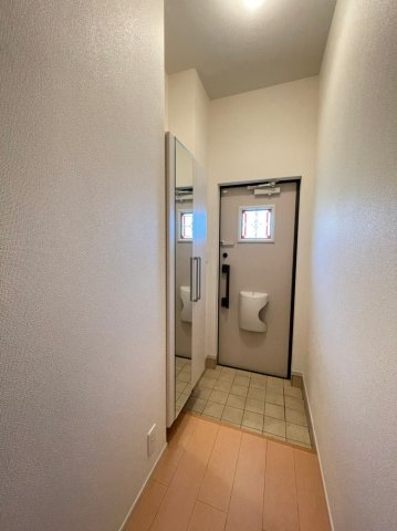 玄関　別号室の画像です。ご参考下さい