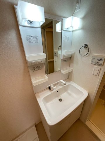 洗面設備　別号室の画像です。ご参考下さい