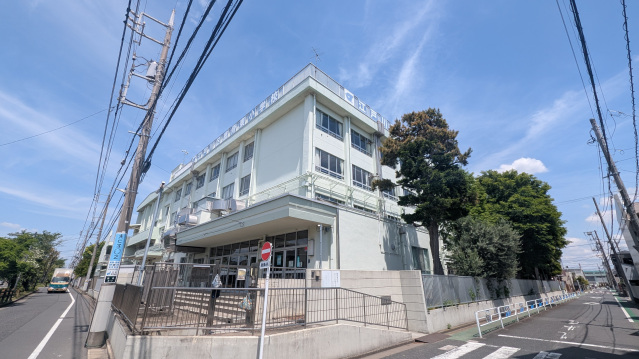 小学校　江戸川区立鹿骨東小学校（小学校）まで271m