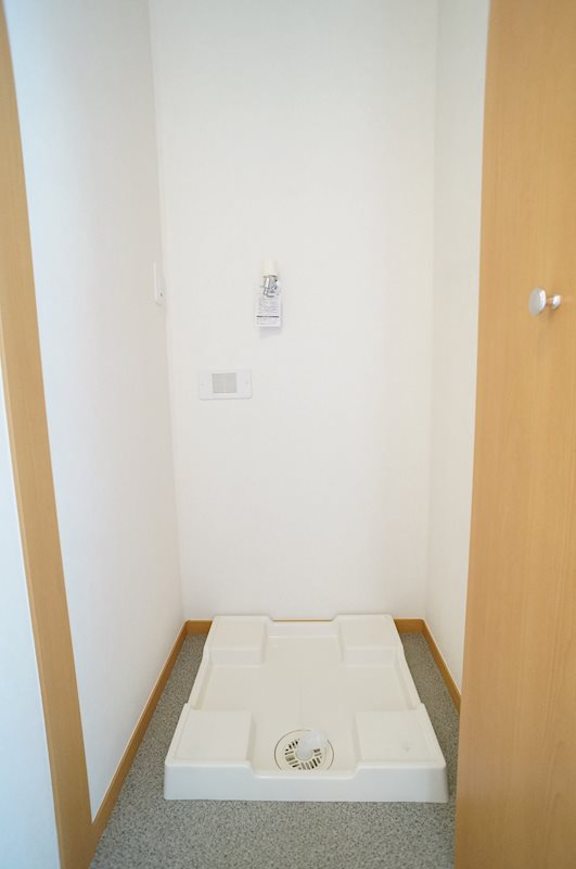 その他部屋・スペース　室内洗濯機置場は防水パン付き！