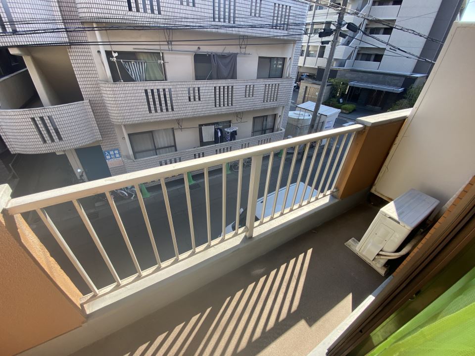 バルコニー　東南向きのお部屋です