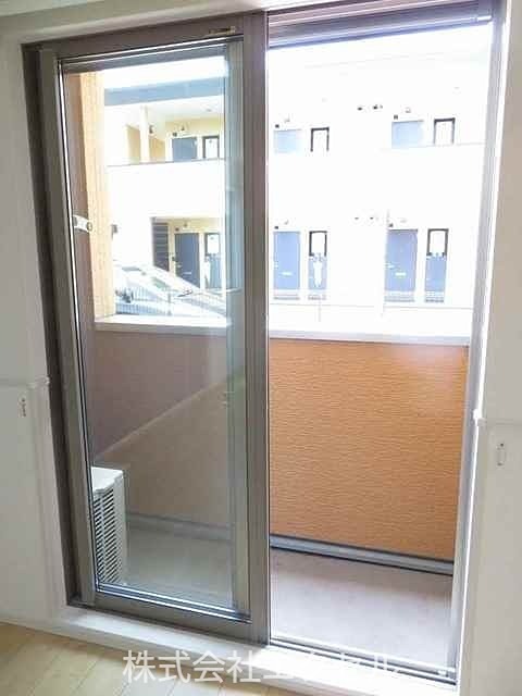 バルコニー　風通しの良いバルコニーです。