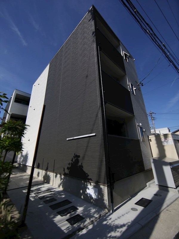建物外観　外観　オートロック付　宅配ＢＯＸ有り