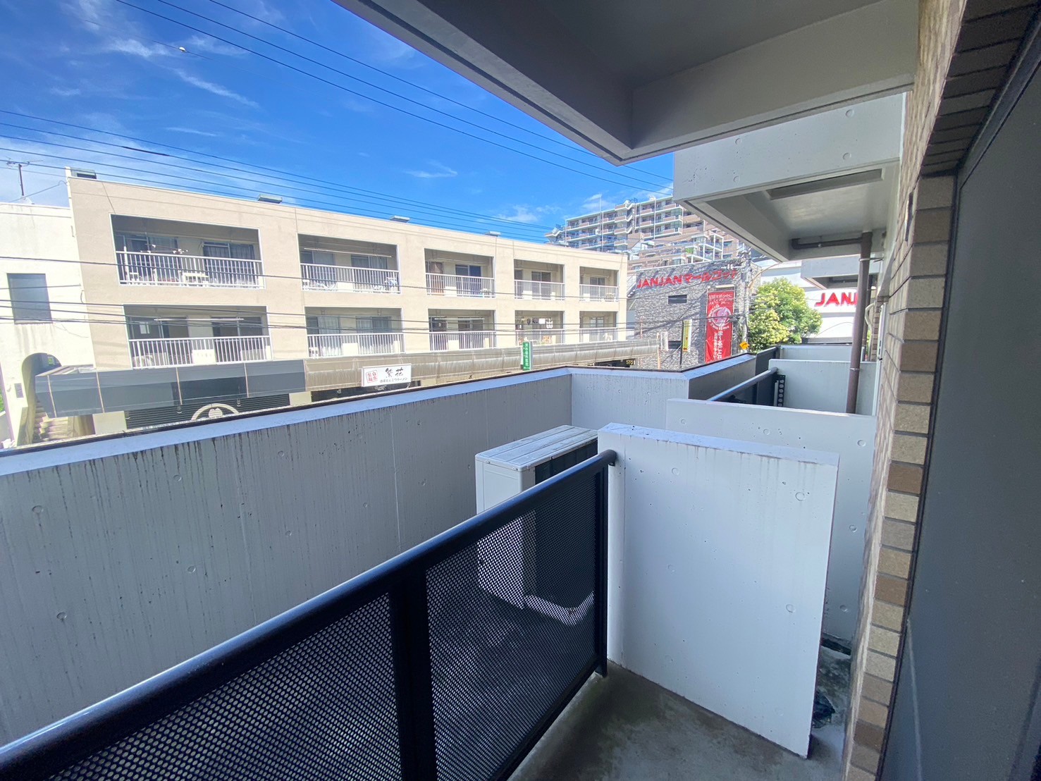 バルコニー　※他部屋参考写真