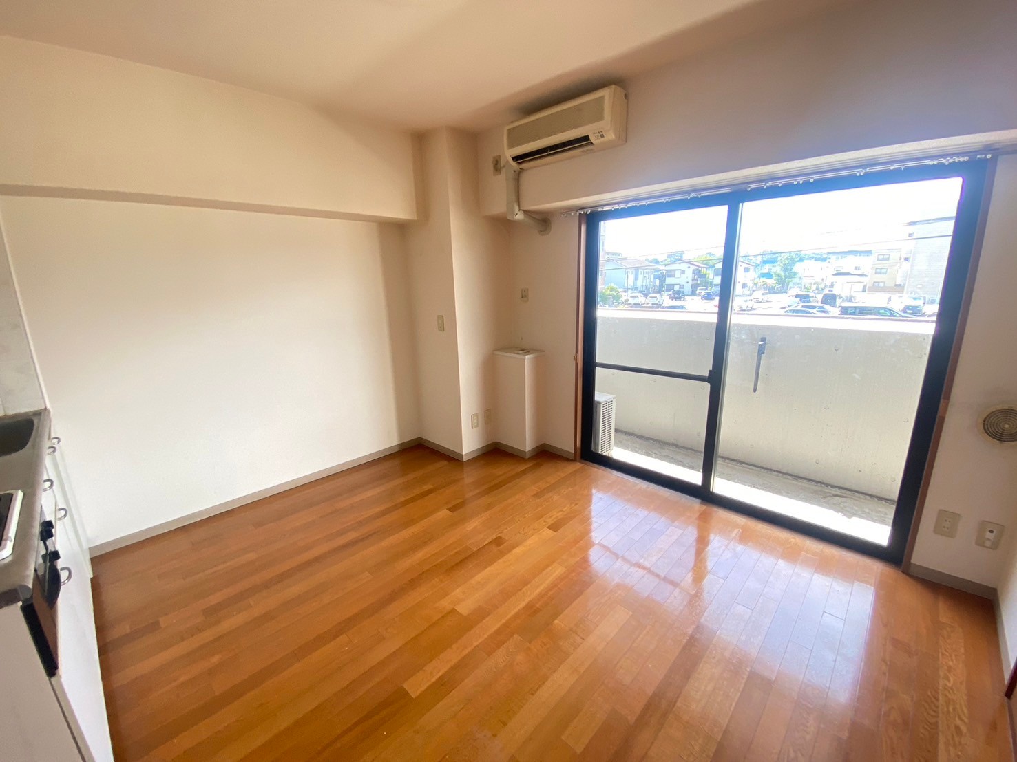 居室・リビング　※他部屋参考写真